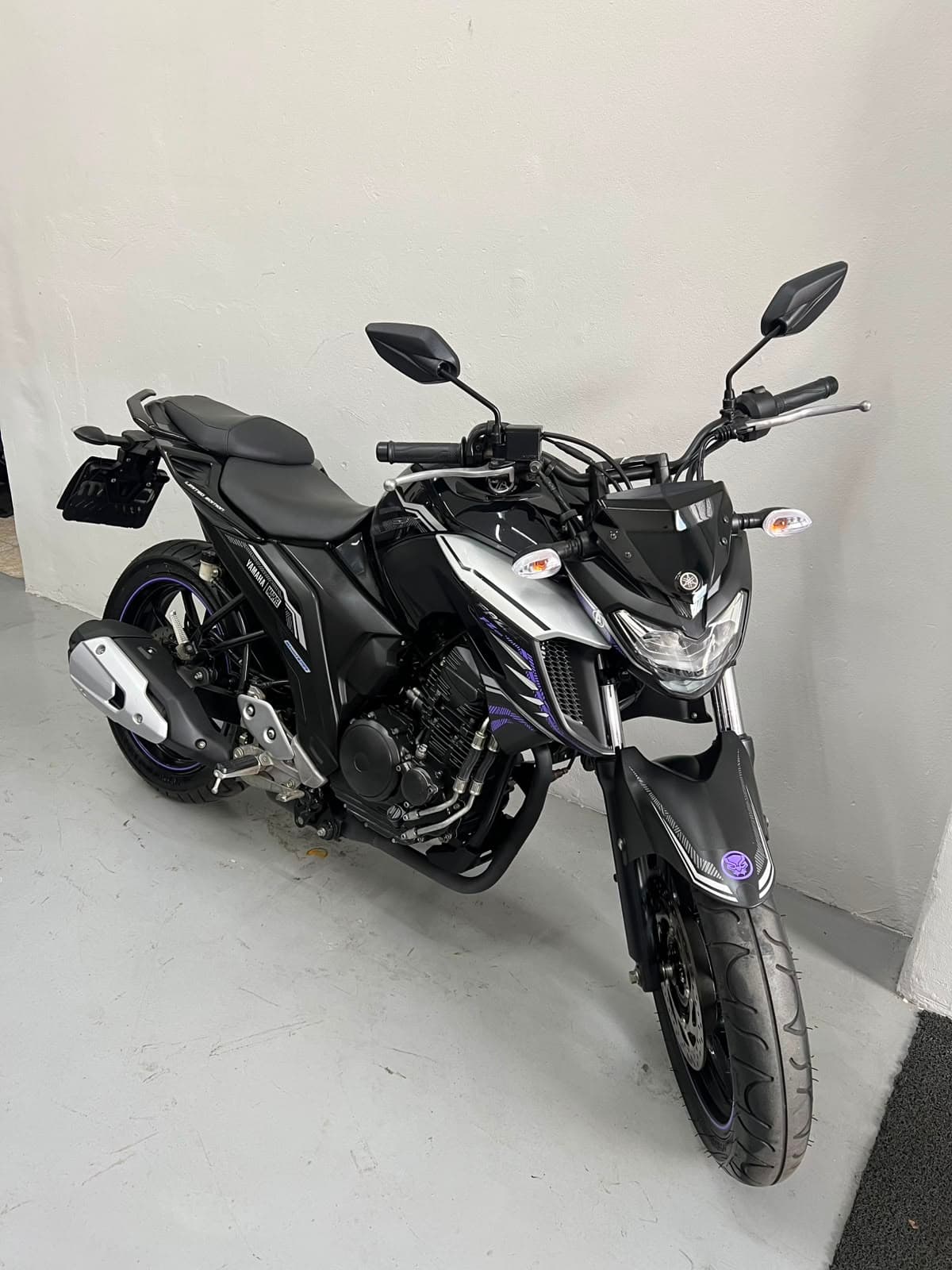 YAMANHA FAZER 250 PANTERA NEGRA YAMANHA FAZER 250 PANTERA NEGRA